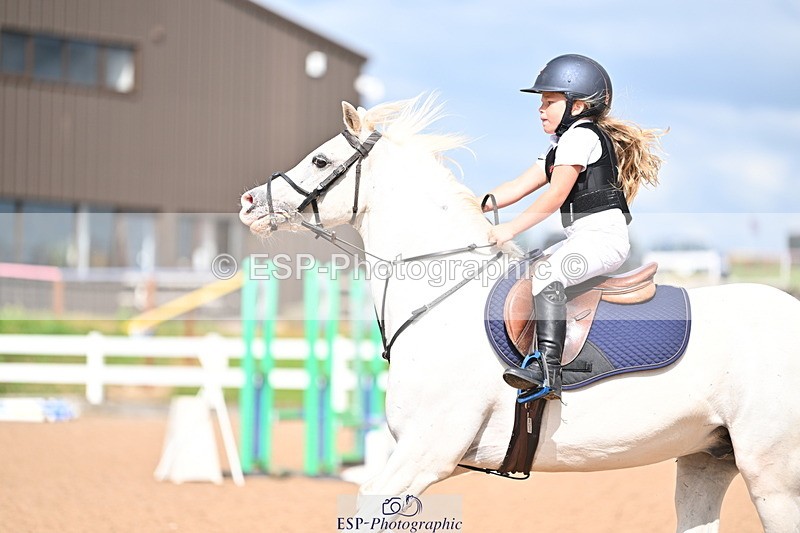 240806A-160125-00185 - Clear Round & 60cm BS Club & Schools