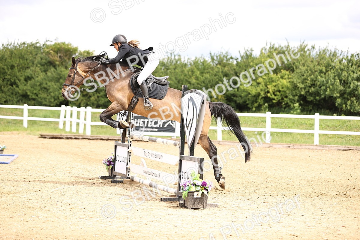 SBM_006487 - Class 16 - Senior British Novice - 90cm