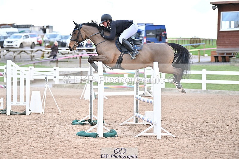 240224A-155040-04207 - Cls 15 Foxhunter and 1.20m Open