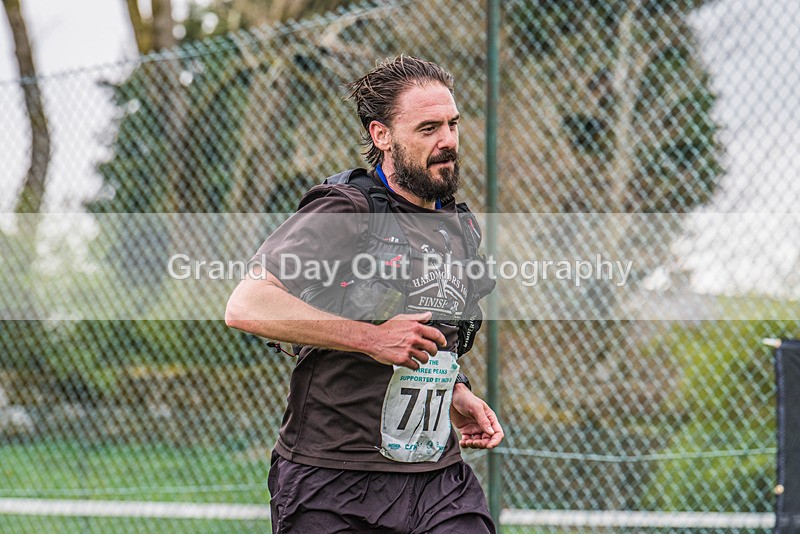 3 Peaks-2555 - The 3 Peaks Race - The Finish - Saturday 29th April 2023