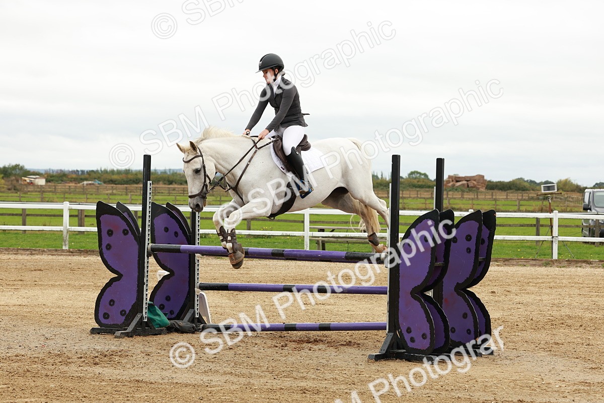 1I0A7711 - Class 4 - Senior Newcomers 1.10m