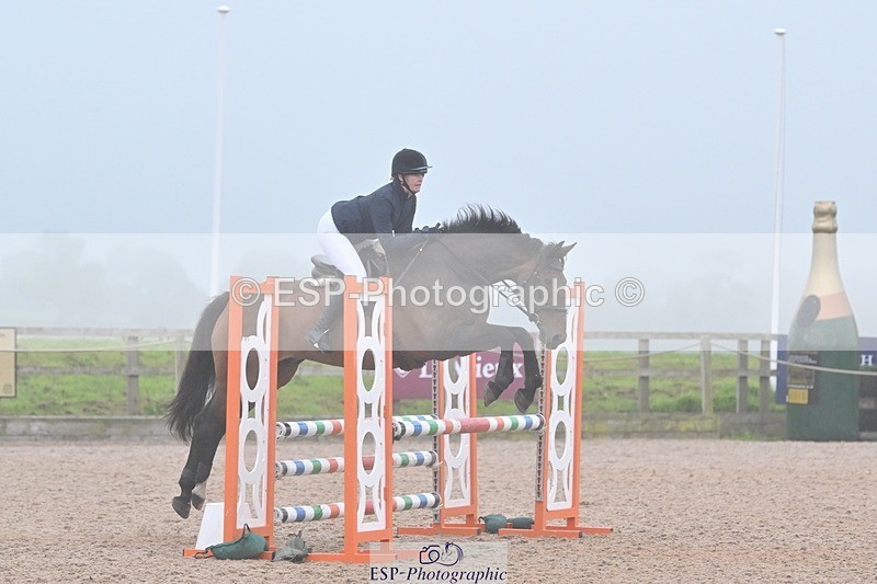 240813-193125-00950 - Classes 7 A&B 90cm