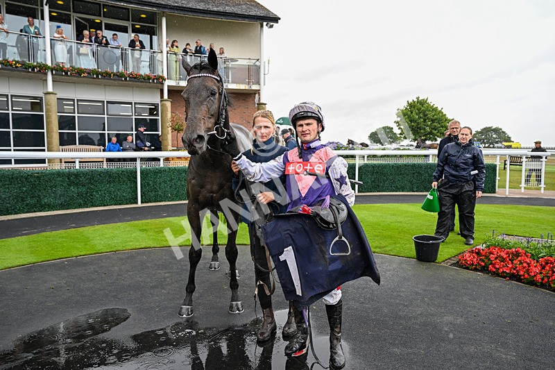 150725-Race 3-Time Tells All-0057