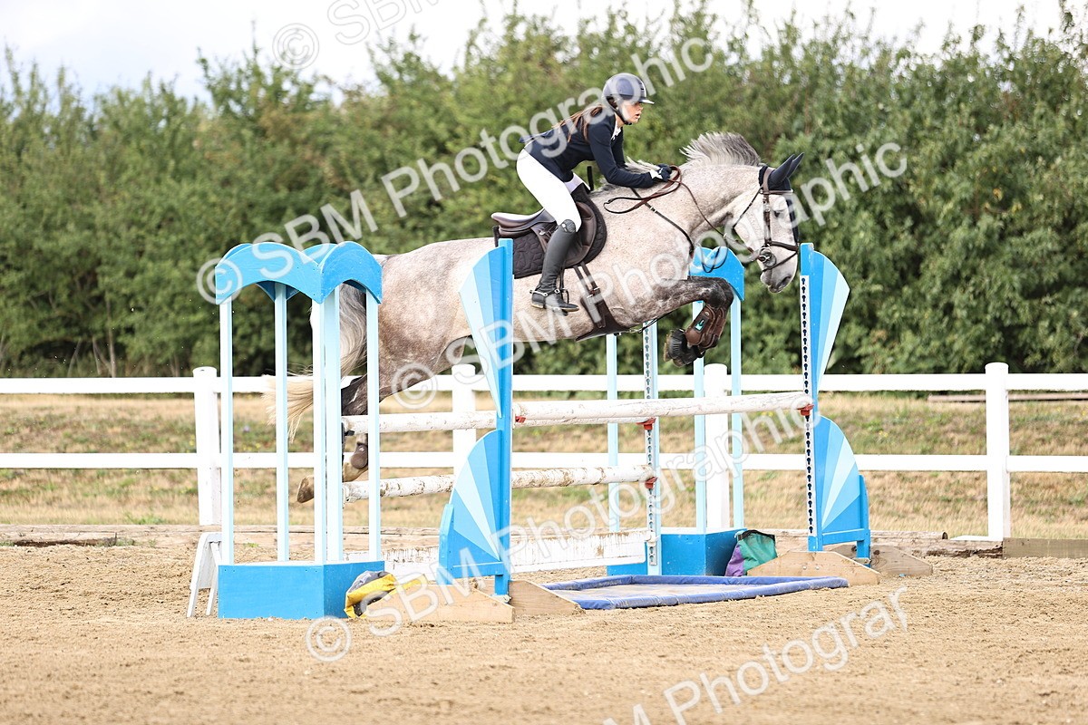 SBM_026787 - Class 13 - Senior Newcomers - 1.10m