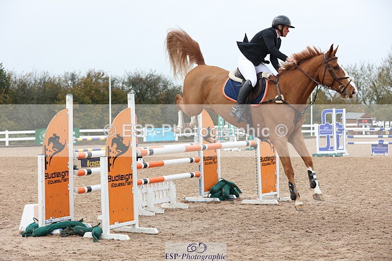 231112A-125610-04279 - Cls 19 Snr 1.05m Open