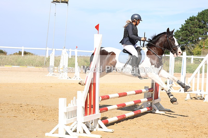 3E7A1208 - Class 7: 70cm Senior