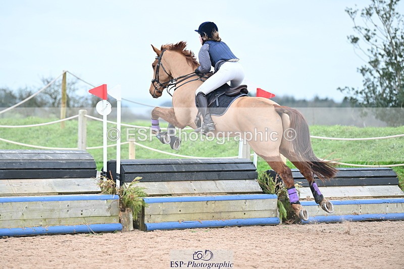 231217A-123730-00792 - 90cm