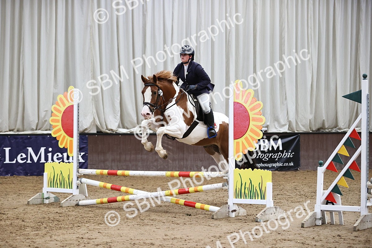 SBM_001701 - Class 5 - Henlow Veterinary Hospital 70cm