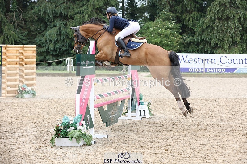 230618-102736-10135 - Cls 19 Pony Intro 1m