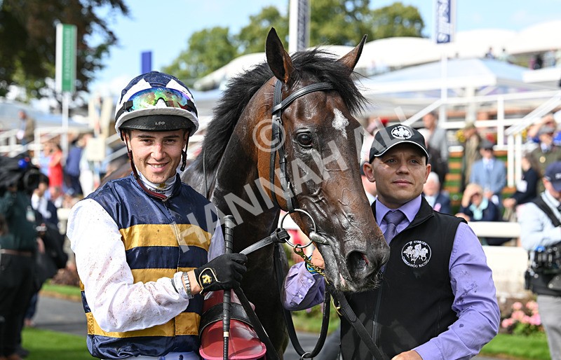 190826-201 Small Fry - Race 5 16.10pm Sky Bet Stayers Handicap