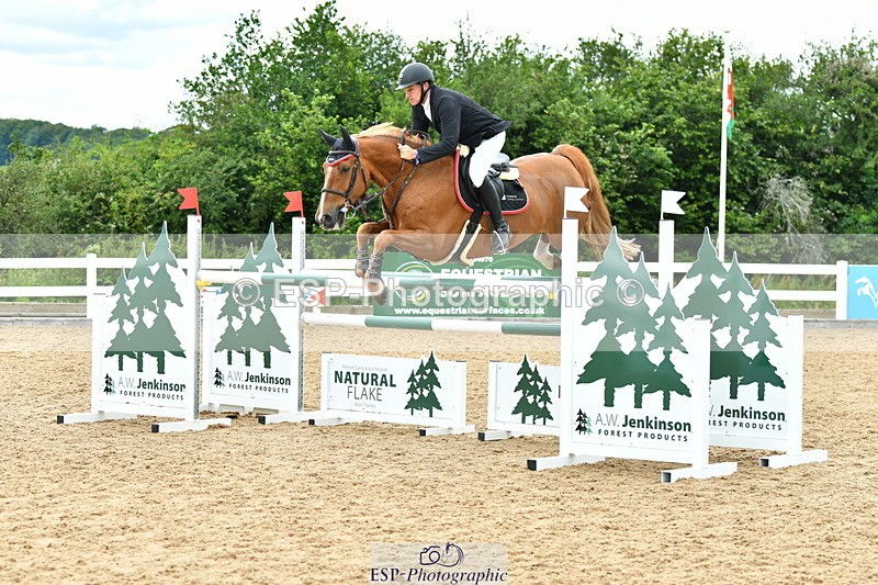 230721A-143725-07008 - Cls 22, 1 Star Gold 1.30m