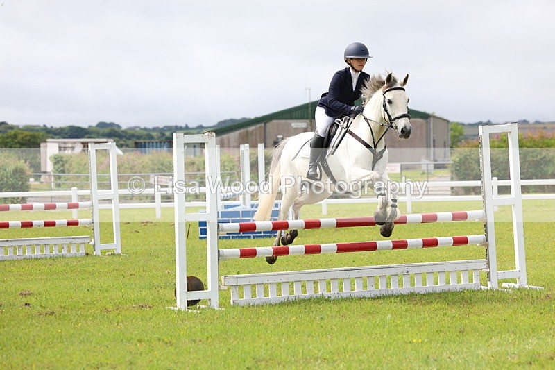 3E7A6503 - Class 8: Junior 90cm