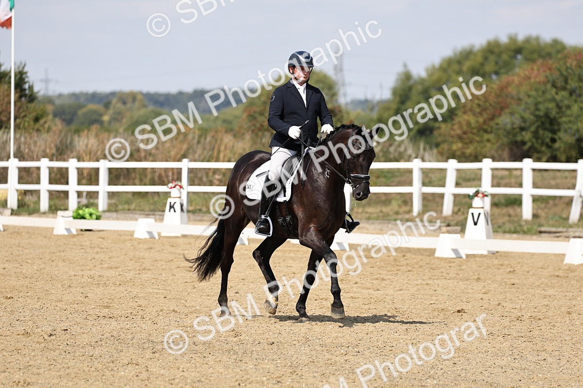 SBM_018606 - Class 16 - Novice 5 - 12.08-13.11