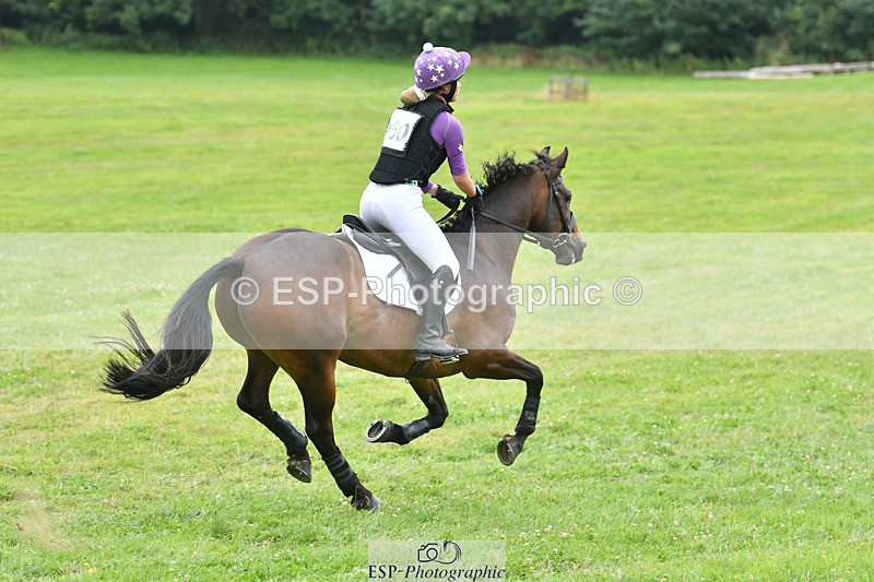 240804-130202-13655 - 460-Amelie_Huntington-Whiteley-HOLNEST_FINNEGAN