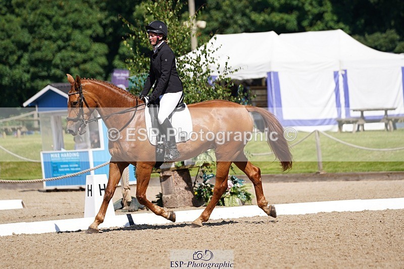 240719-102850-00570 - 204-Alana_Shapland-Forever_autumn_DS