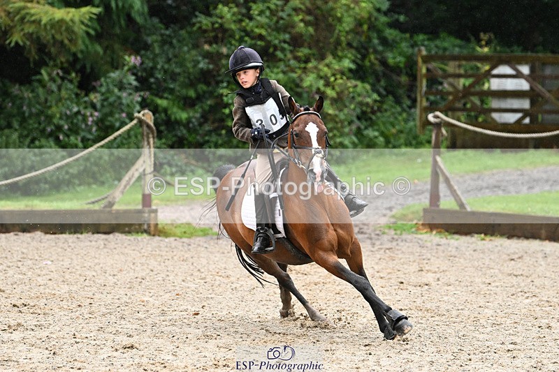 240824X-093433-23253 - 70cm Round 2 9.30 to 10.30