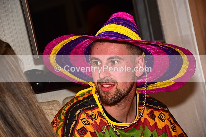 LEE-470 - Lee's 30th