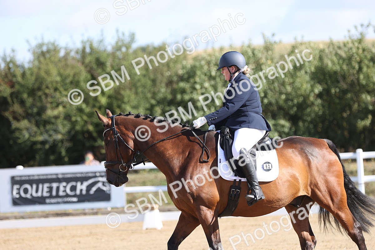 SBM_001106 - Class 2 - Intro 4 Champs - 9.44-10.38