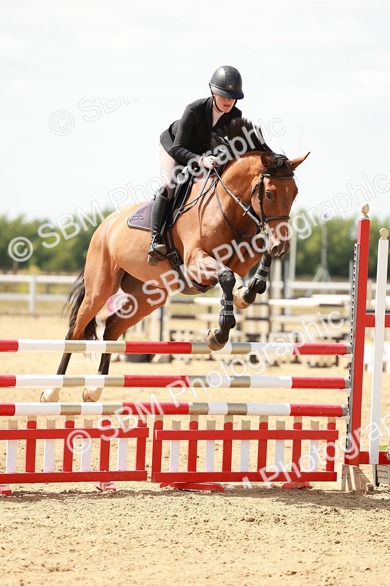 SBM_007701 - Class 3 - Senior Newcomers - 1.10m Open