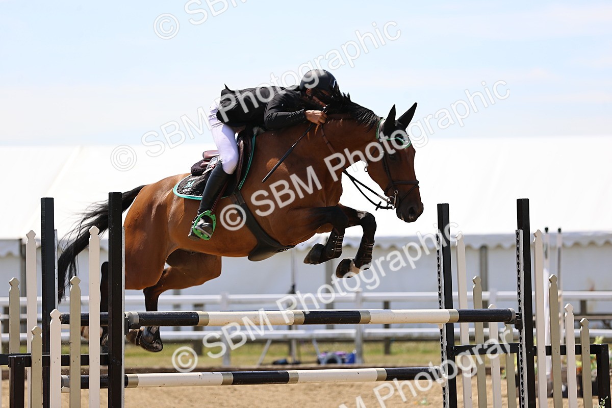 SBM_010217 - Class 9 - Senior Foxhunter - 1.20m Open