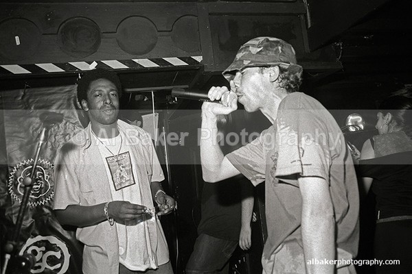 50 - Friends-&-Family @ the-roadhouse 02.10.04