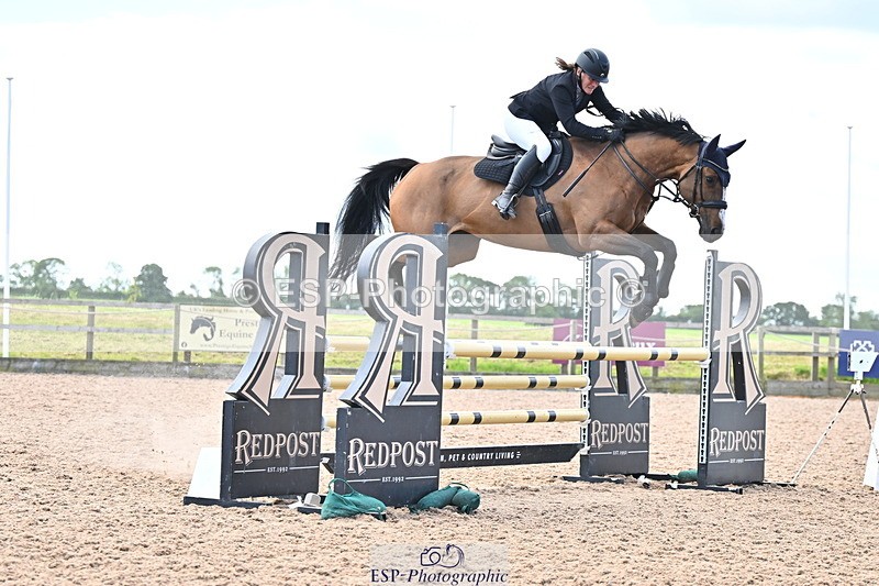 240608A-125906-02447 - Cls 4 Snr Newcomers and 1.10m Open