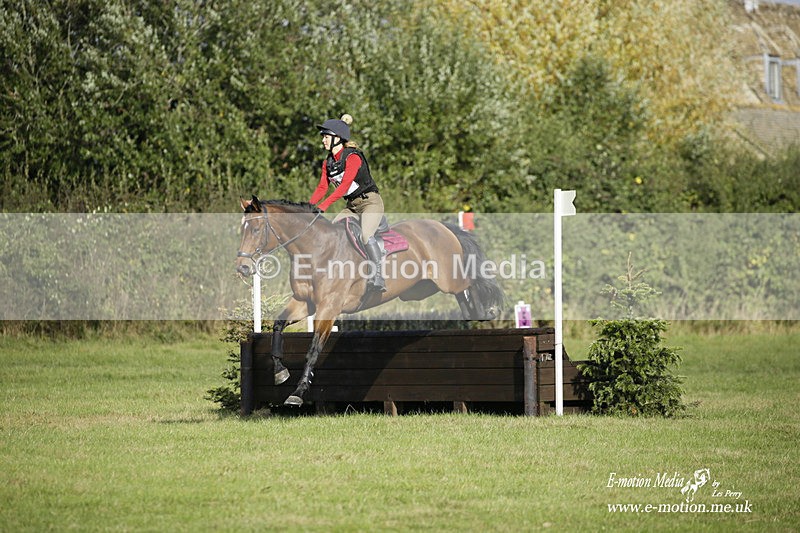  WWHT 171021 3498 - Intermediate Pairs (0.90m)  17/10/21