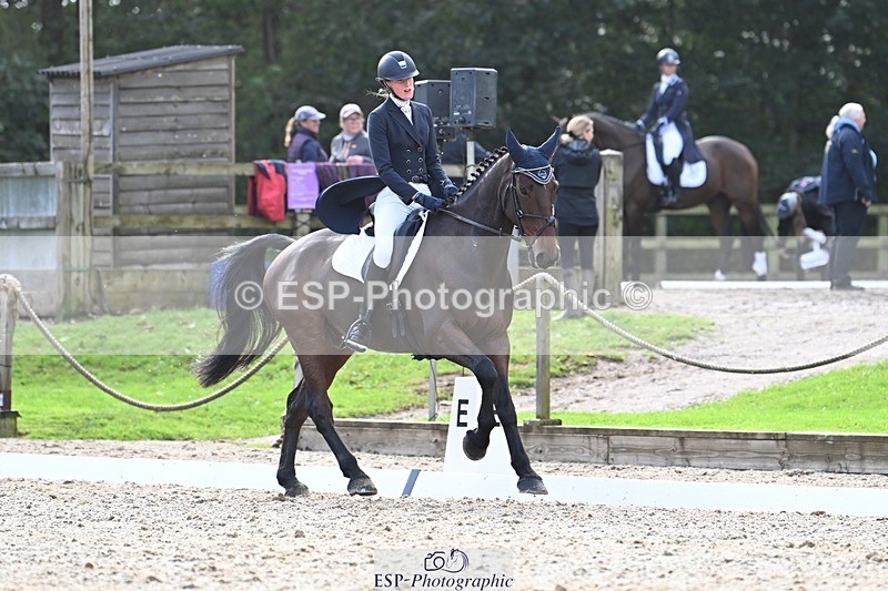 231019-142619-04177 - 052-SHANNONDALE.COURAGE-Georgina.Beeby.Wynn-DR