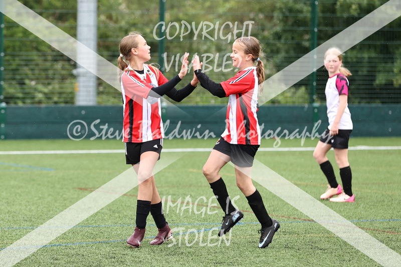 1DX32063 - Sat 6th U12 Girls