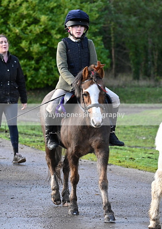 WJ7_9803 - Berks & Bucks Lead Rein - Hendred House 22-12-14