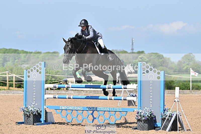 240509A-111741-01098 - Cls 9 Snr 1.20m Open