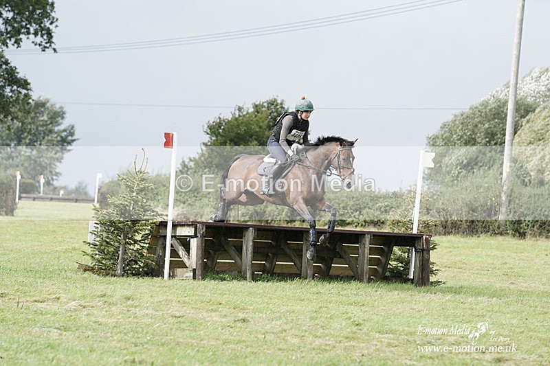  WWHT 031021 3673 - Intermediate Pairs (0.90m) 03/10/21