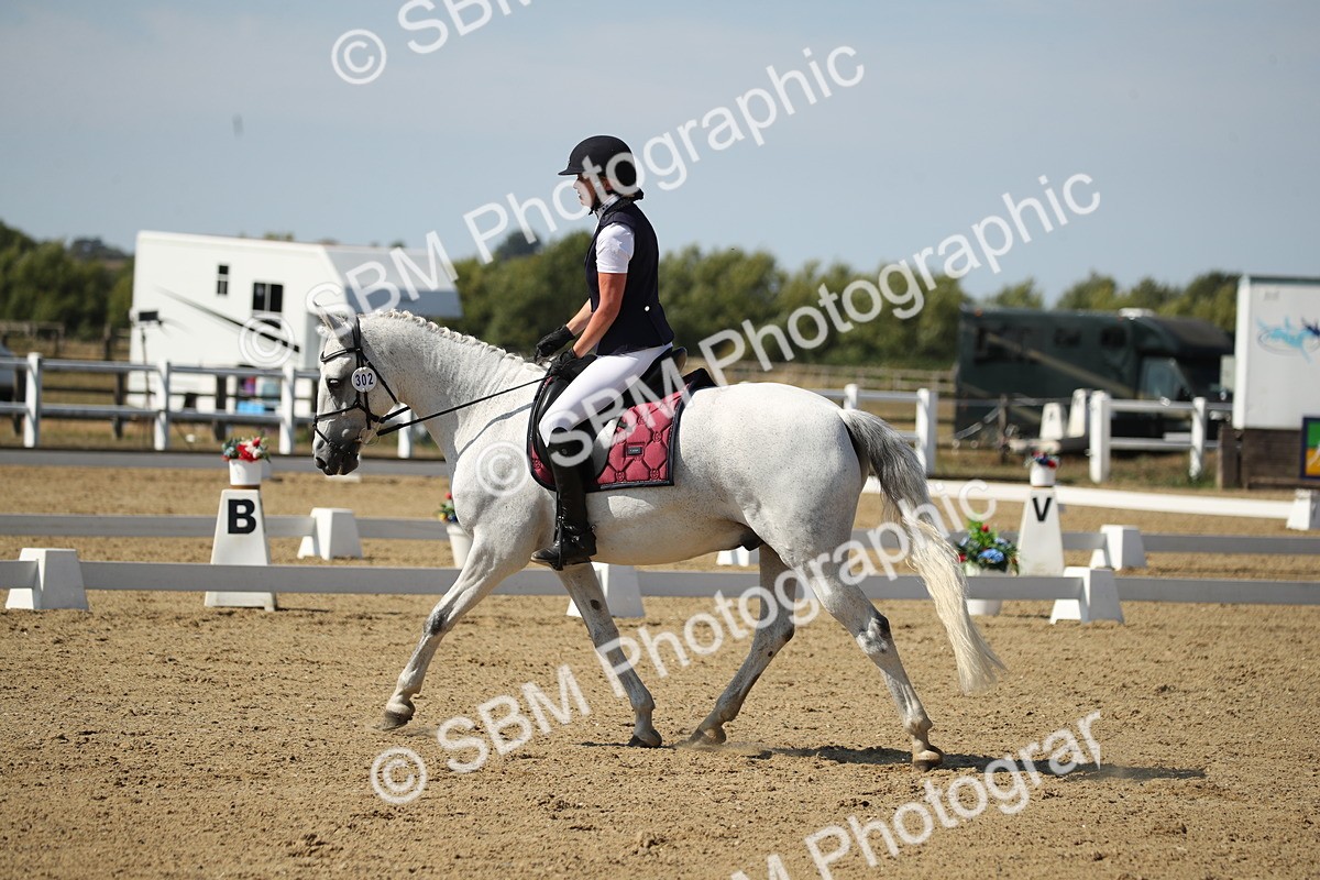 SBM_004240 - Class 11 - Novice 5 - 10.24-11.20
