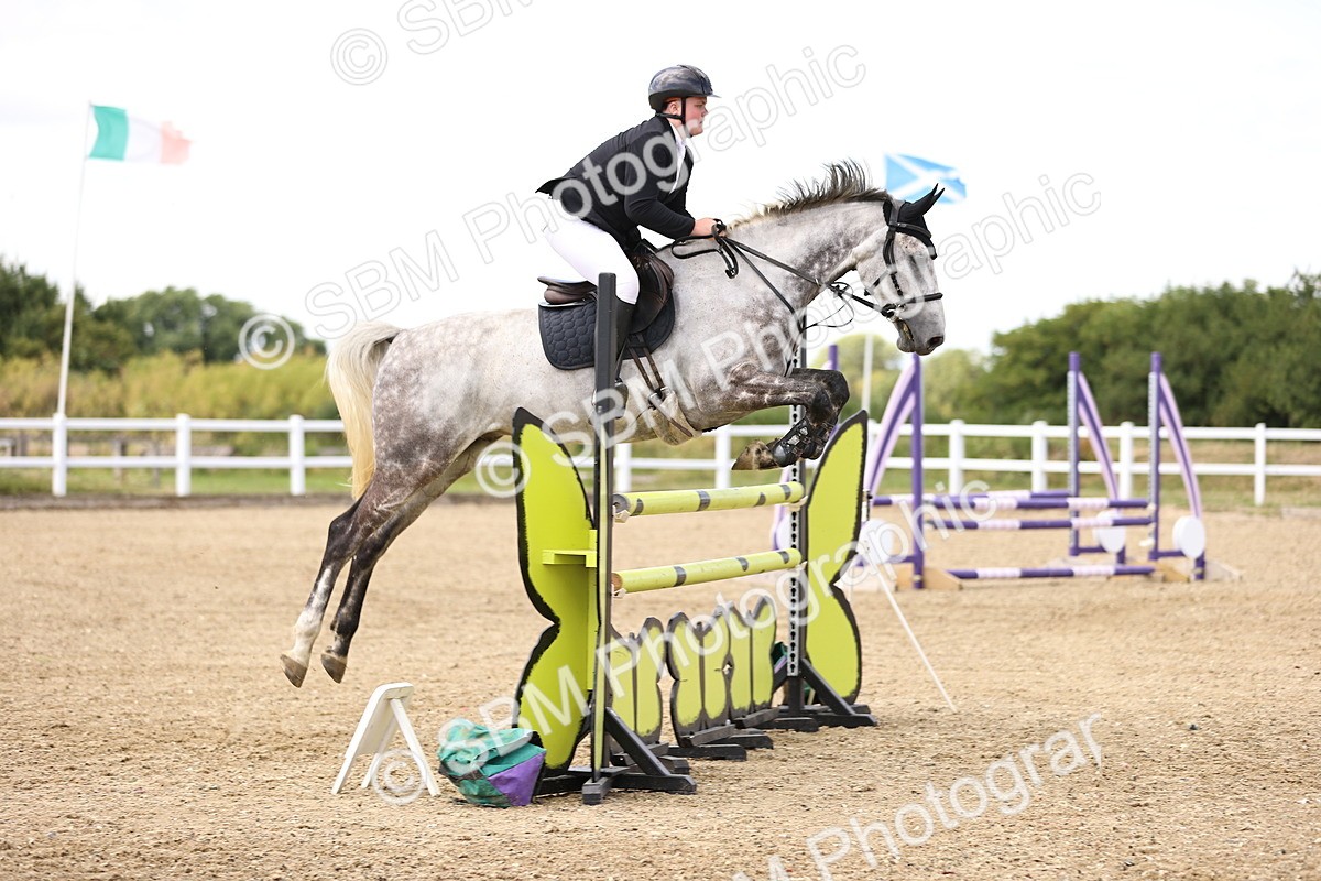 SBM_001247 - Class 6 - Senior Newcomers - 1.10m