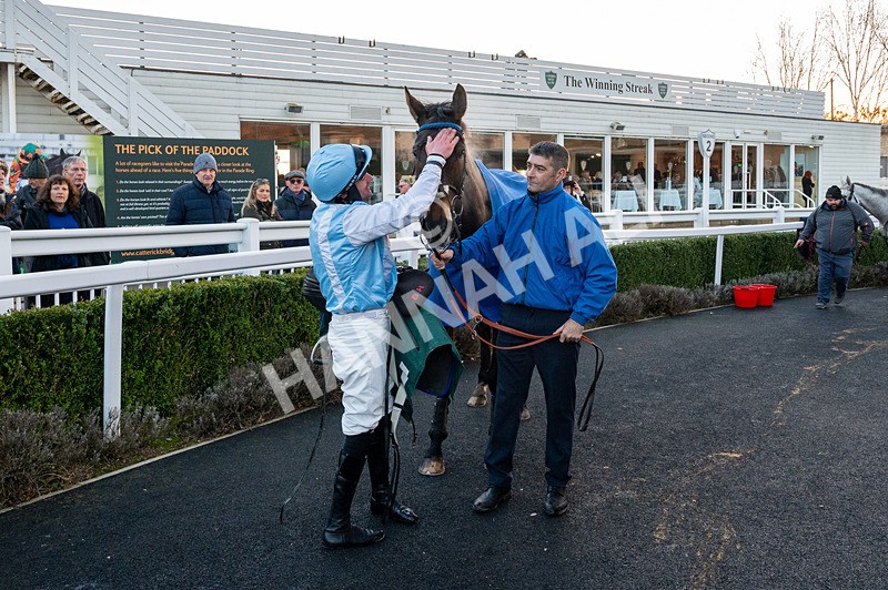 221124-Race 6-Presentandcounting-8710 - Race 6