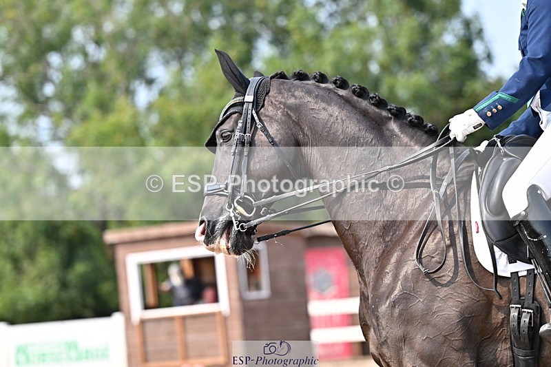 250816-144125-05440 - 144-Hayley.JamesKingstone-W