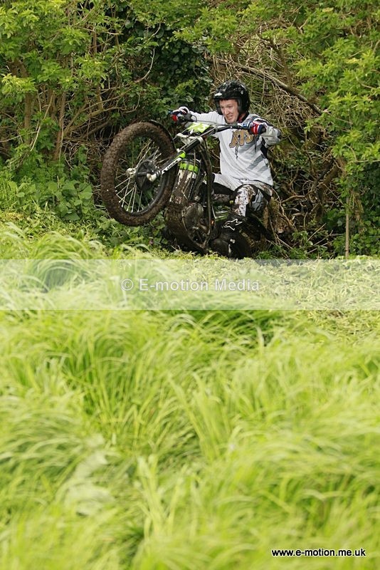 TR 060512-020 - Petit Bot - 06/05/12