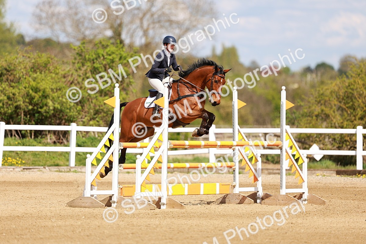 SBM_001832 - Class 4 - Senior Newcomers - 1.10m