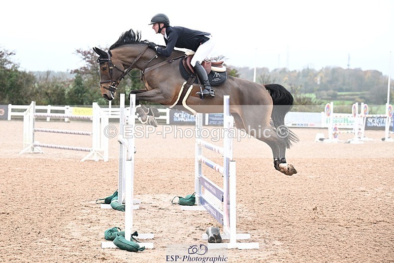 251105-142552-00872 - Cls 06 Fox & 1.20m