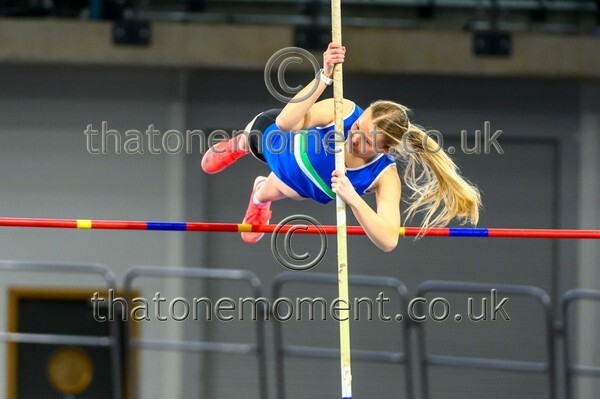 Age26SUN-927477 - Field Female