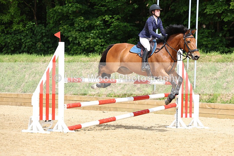 3E7A1126 - Class 13: Senior Newcomers/1.10m open