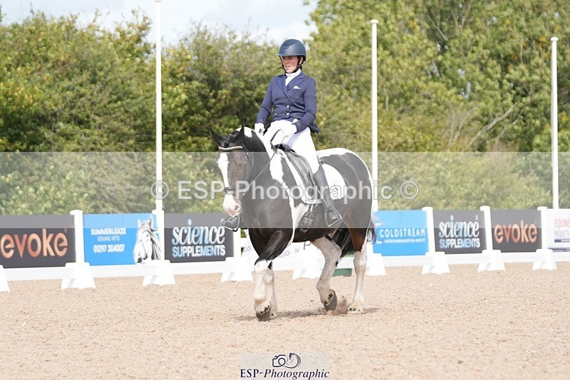 250906-121732-02281 - 082-Samantha.FussellDai.The.Pied