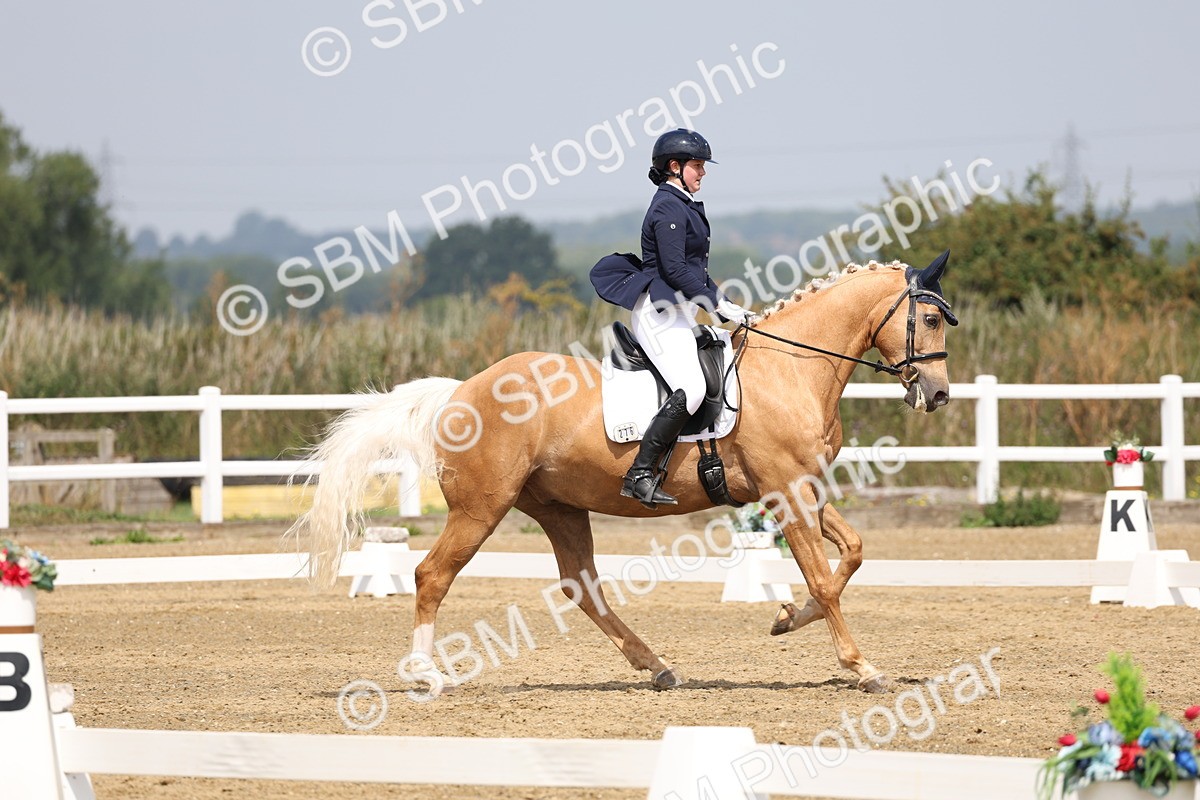 SBM_006138 - Class 6 - novice 6 - 11.50-12.46