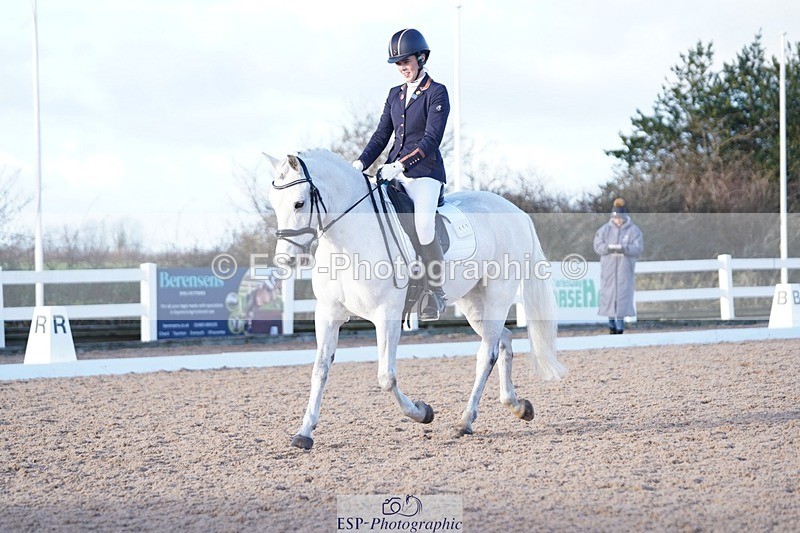 241214-145252-02047 - 111-Anya.Hitt-Cnoc.an.Noinin.Clover