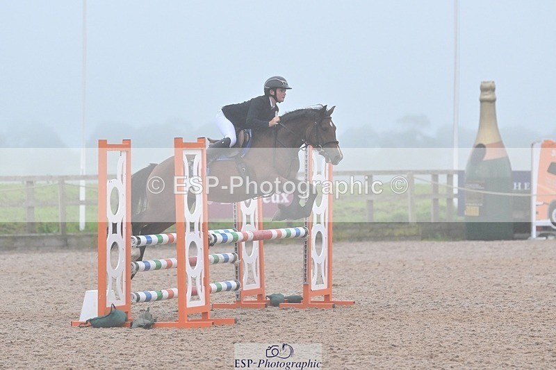 240813-193853-00985 - Classes 7 A&B 90cm