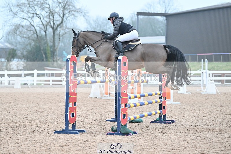 240113A-141410-02286 - Cls 13 Foxhunter and 1.20m Open