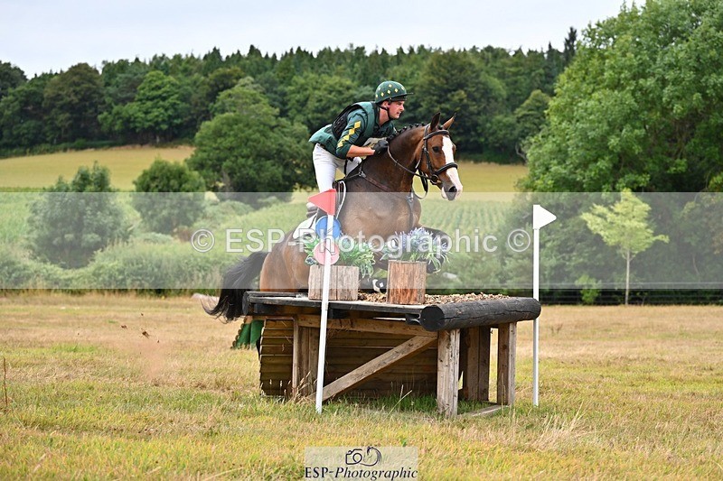 250803A-105457-10022 - K-458-Ollie.Martin-MIH.POP.SOCKS