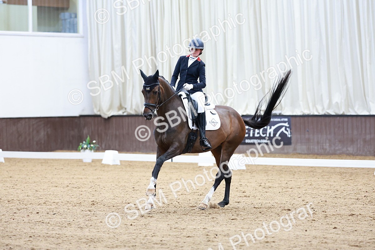 SBM_017846 - Class 15 - FEI Junior