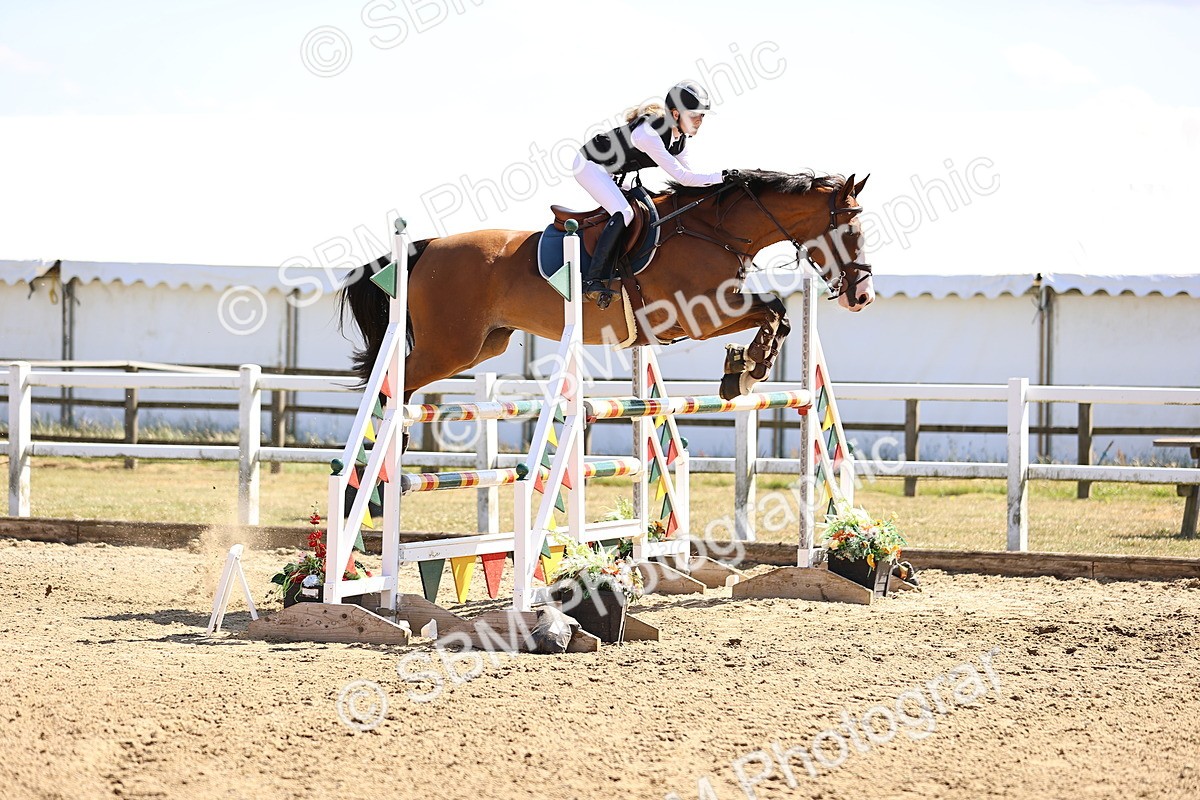 SBM_015225 - Class 16 - Senior foxhunter - 1.20m Open