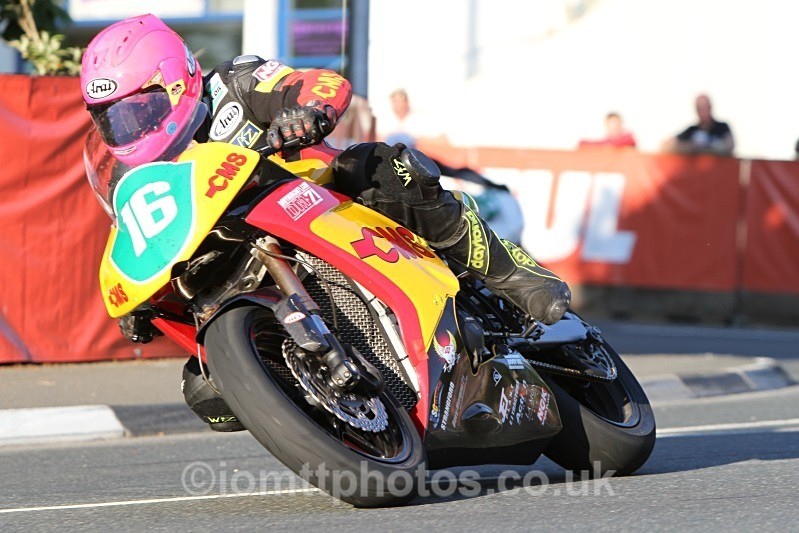  - Saturday Practice Newcomers/Supertwins